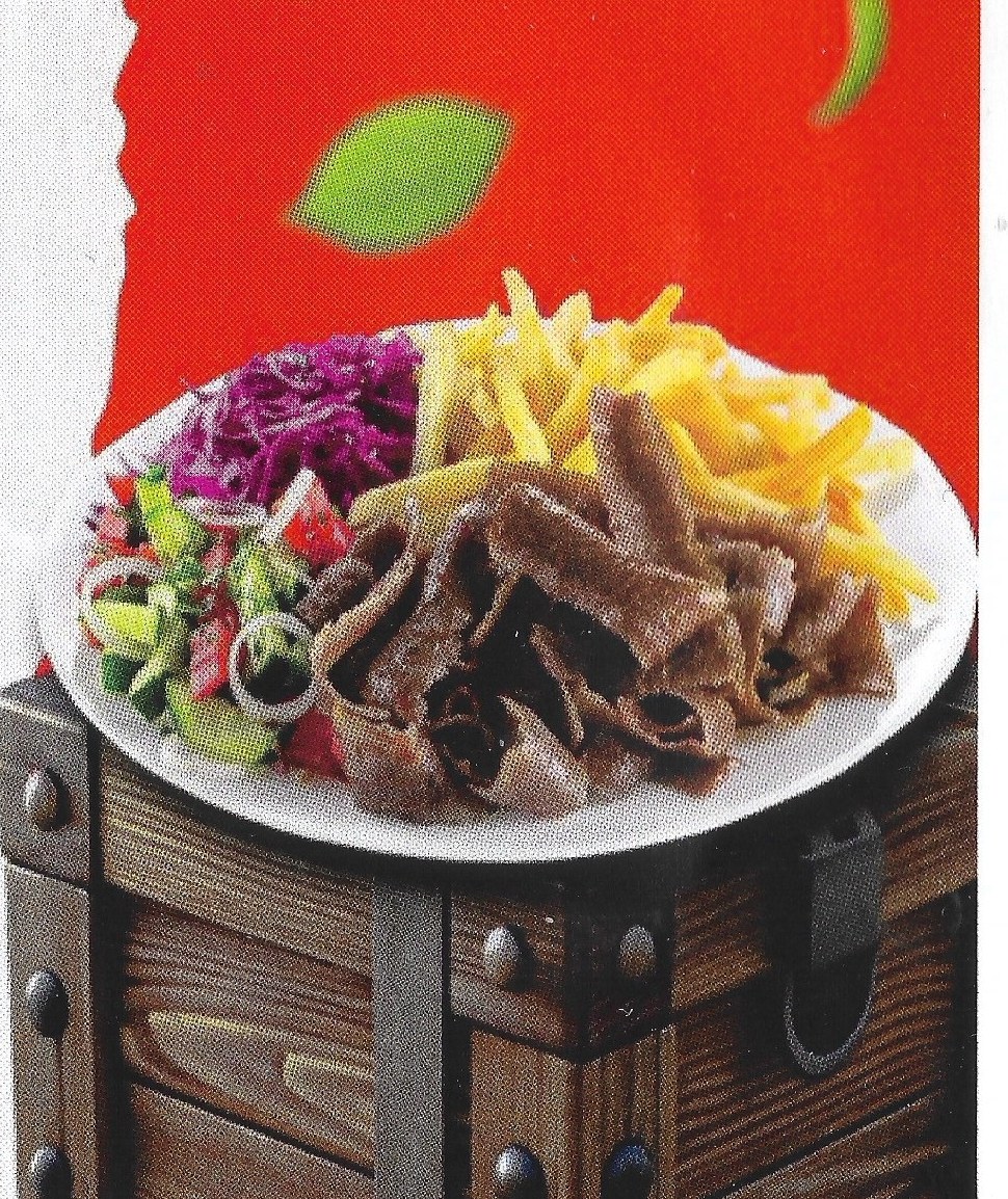 Doner plate with chips and salad